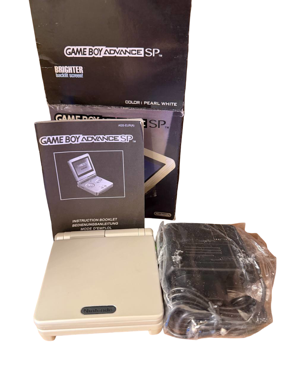 Game Boy Advance SP - Pearl White [CIB] - Rare